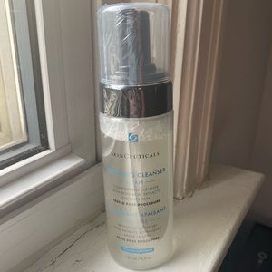 Skinceuticals Soothing Foam Cleanser
